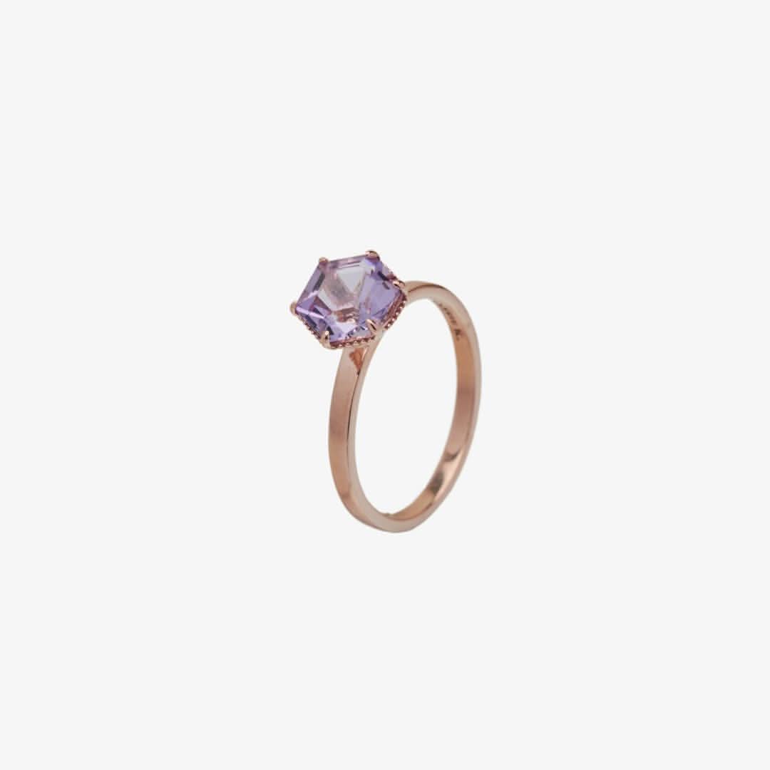 Baby Hexa Ring (9K Gold) - Carrie K.