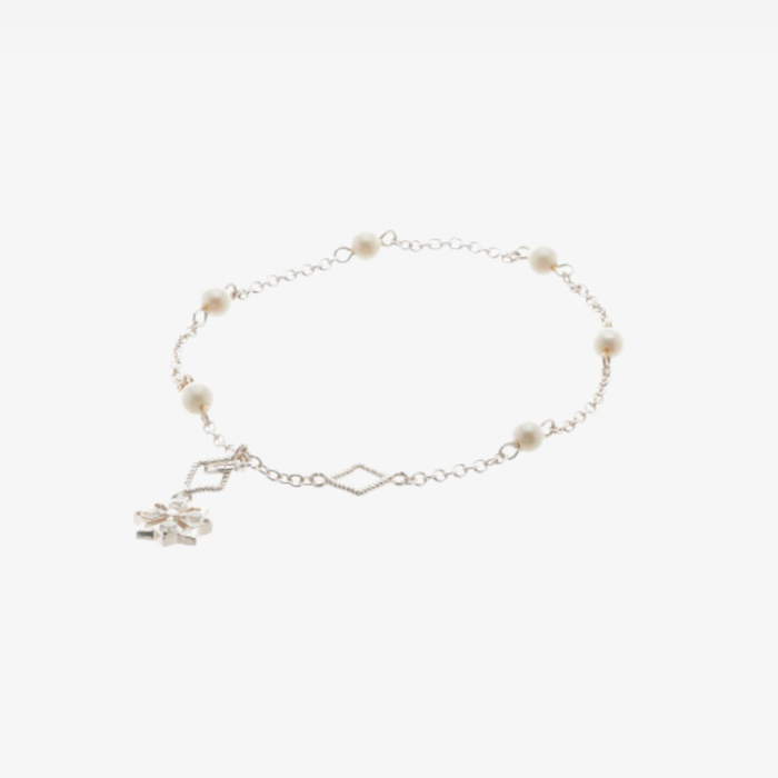 Star Mini Pearl Bracelet (9K Gold) - Carrie K. 