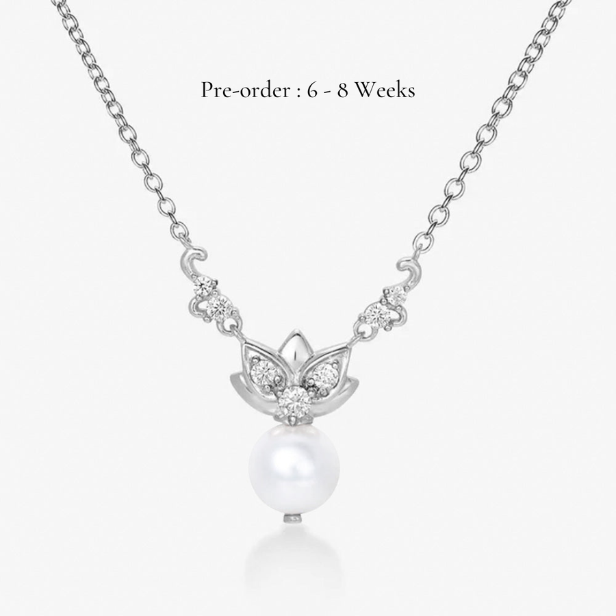 Lotus Pearl Necklace - Carrie K. 