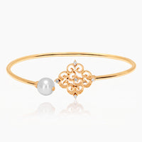 Blessings Pearl Twisty Bangle - Carrie K.