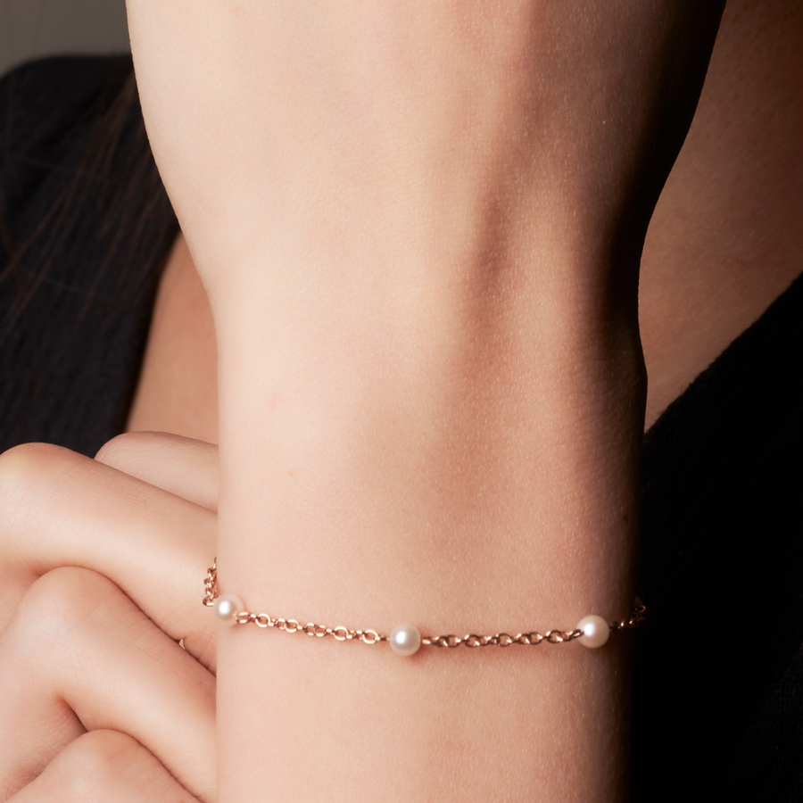 Star Mini Pearl Bracelet (14K Gold) - Carrie K. 